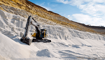 Содействие развитию месторождений стекольного песка с запасами более 100 млн.тн.