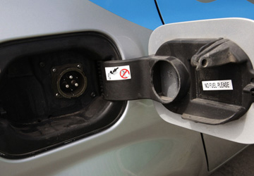 Маркетинговое исследование рынка станций зарядок для электромобилей и гибридных автомобилей