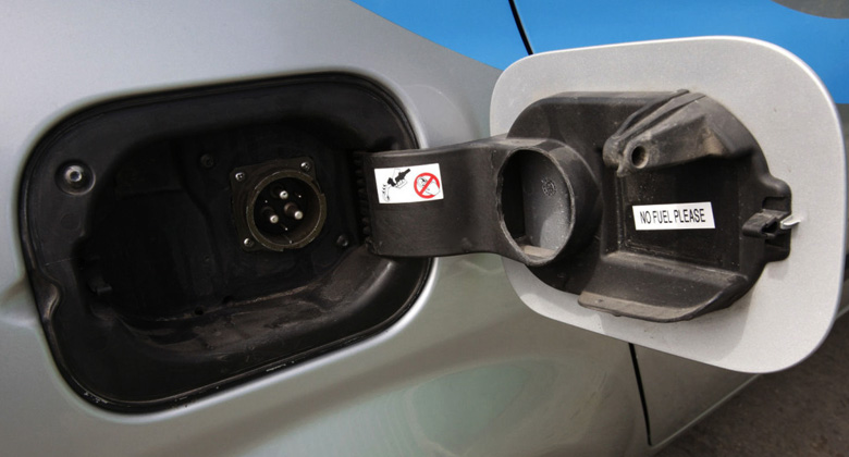 Маркетинговое исследование рынка станций зарядок для электромобилей и гибридных автомобилей